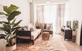 Modern Tropical Luxe Apartment - Boracay Newcoast